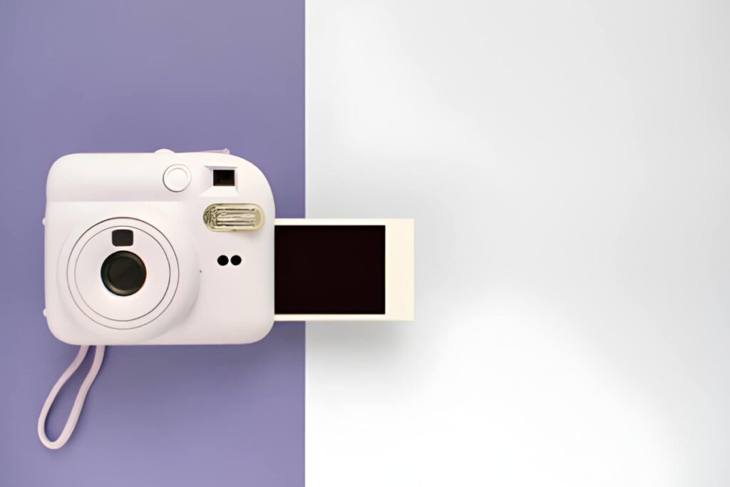 Instant Camera
